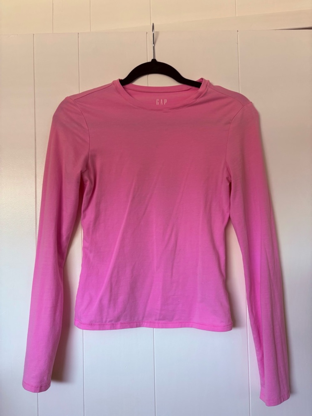 Hot pink GAP long sleeve top